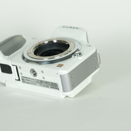 Panasonic LUMIX DMC-G3-W ボディ シェルホワイト Panasonic LUMIX DMC-G3-W ボディ シェルホワイト