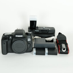 Canon EOS 8000D Canon EOS 8000D