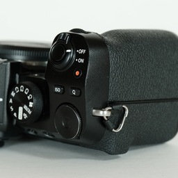 FUJIFILM X-S10