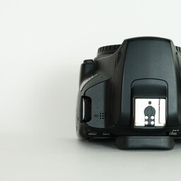 Canon EOS Kiss X10 Canon EOS Kiss X10