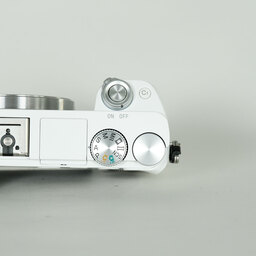 SONY α6000(ILCE-6000) SONY α6000(ILCE-6000)