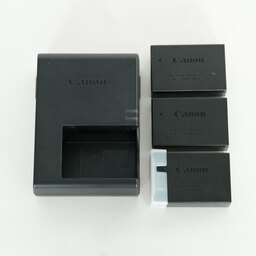 Canon EOS R8 Canon EOS R8