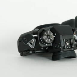 FUJIFILM X-H1 FUJIFILM X-H1