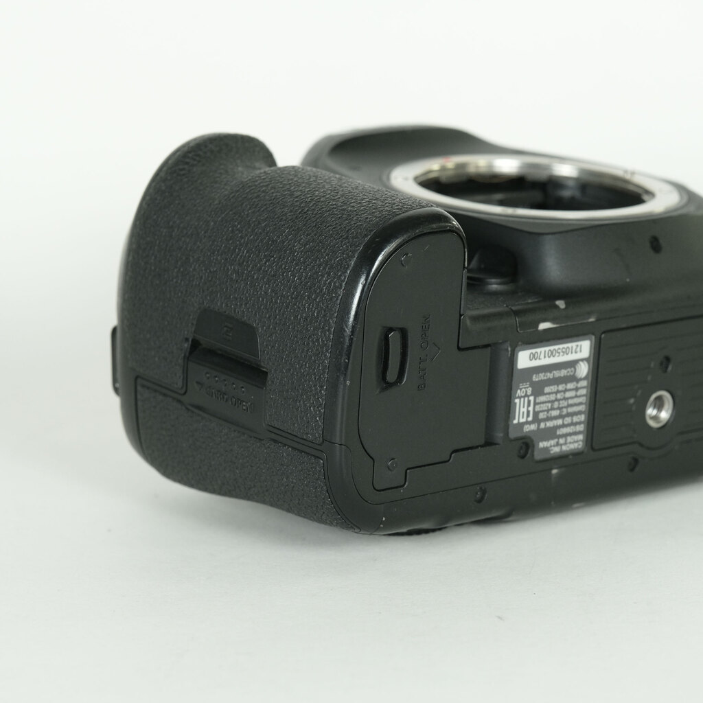 Canon EOS 5D Mark IV Canon EOS 5D Mark IV