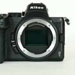 Nikon Z5 Nikon Z5