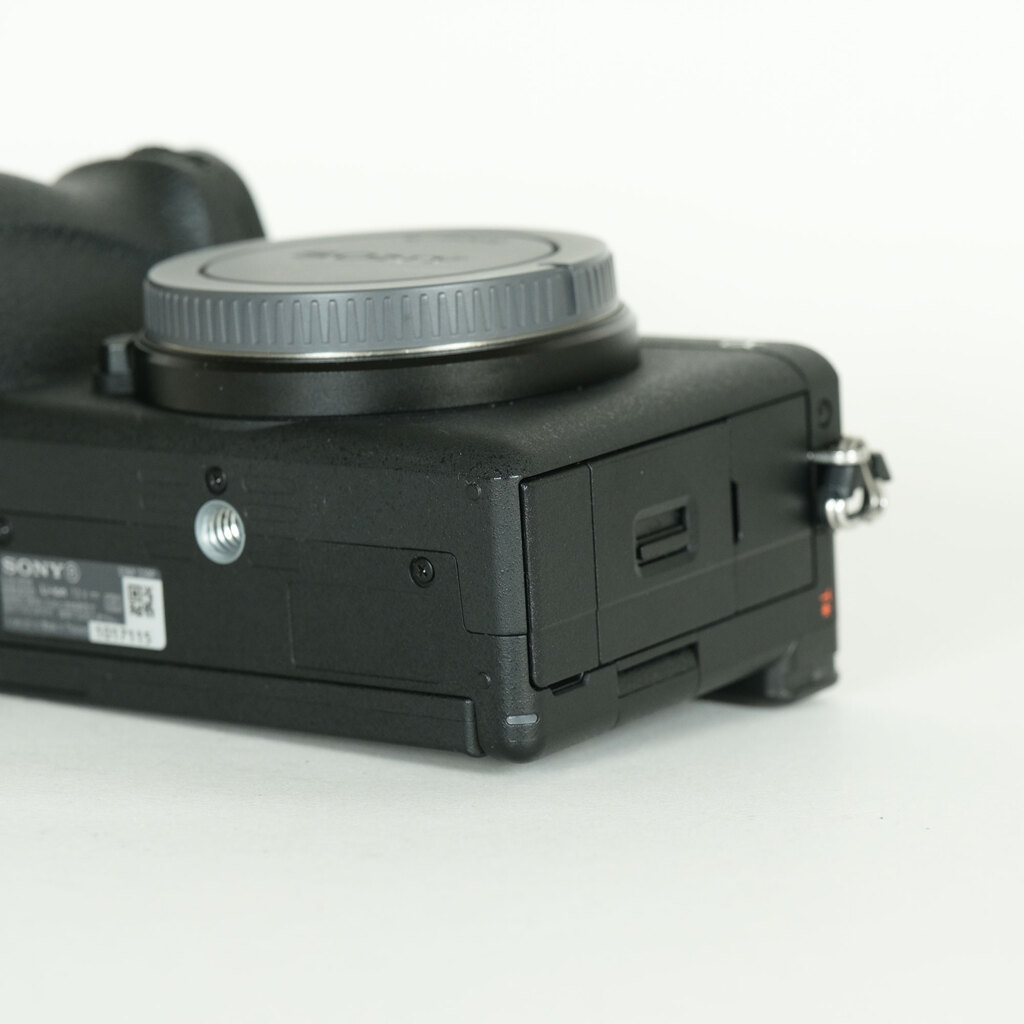 SONY α6700（ILCE-6700）