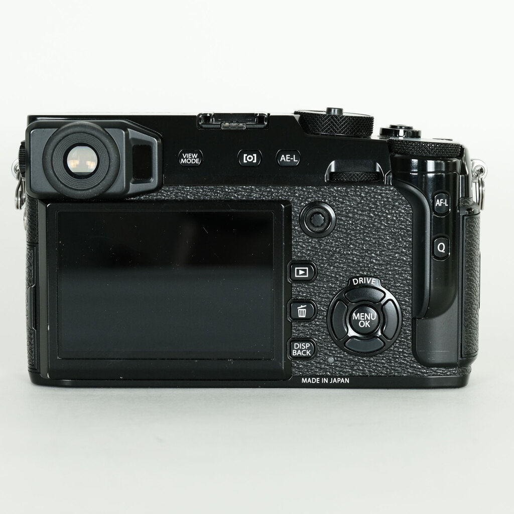 FUJIFILM X-Pro2 FUJIFILM X-Pro2