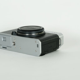 FUJIFILM X-E4 FUJIFILM X-E4