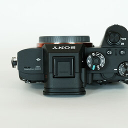 SONY α7R III(ILCE-7RM3) SONY α7R III(ILCE-7RM3)