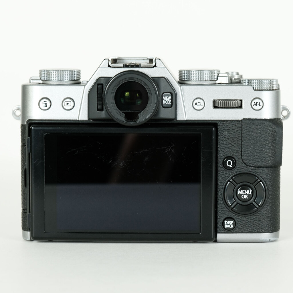 FUJIFILM X-T20 ボディ シルバー おまけつき FUJIFILM X-T20の出品 | ONE SCENE（ワンシーン）
