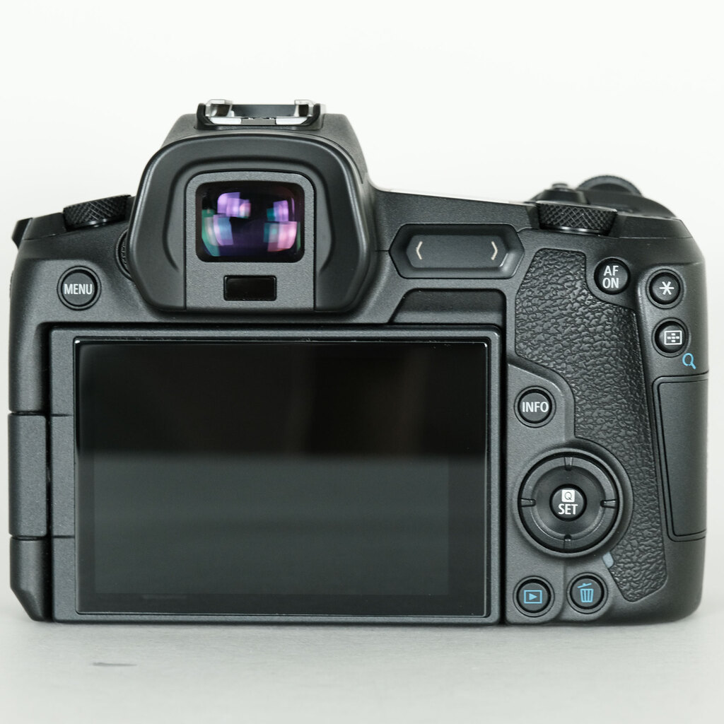 Canon EOS R Canon EOS R