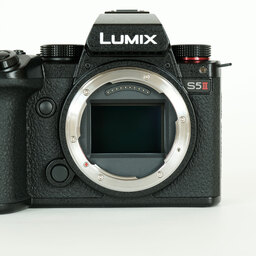 Panasonic LUMIX S5II DC-S5M2 Panasonic LUMIX S5II DC-S5M2