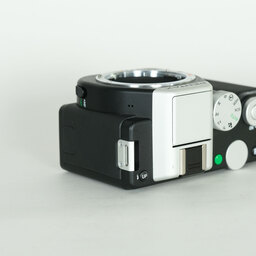 PENTAX K-01 ボディ ブラック/ブラック