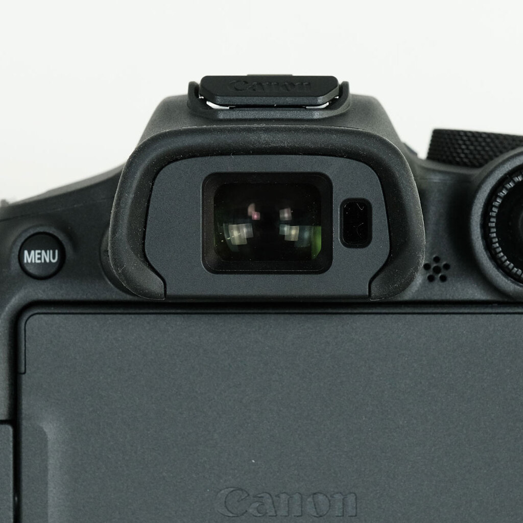 Canon EOS R7 Canon EOS R7