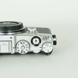 OLYMPUS PEN-F