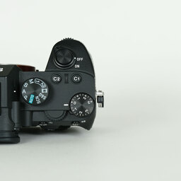 SONY α7 III(ILCE-7M3) SONY α7 III(ILCE-7M3)