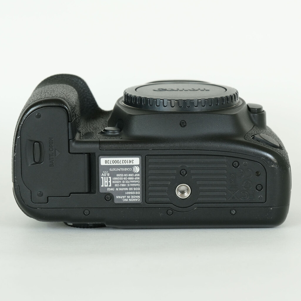 Canon EOS 5D Mark IV