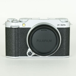 FUJIFILM X-M5 FUJIFILM X-M5