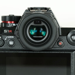 Panasonic LUMIX DC-S1R Panasonic LUMIX DC-S1R