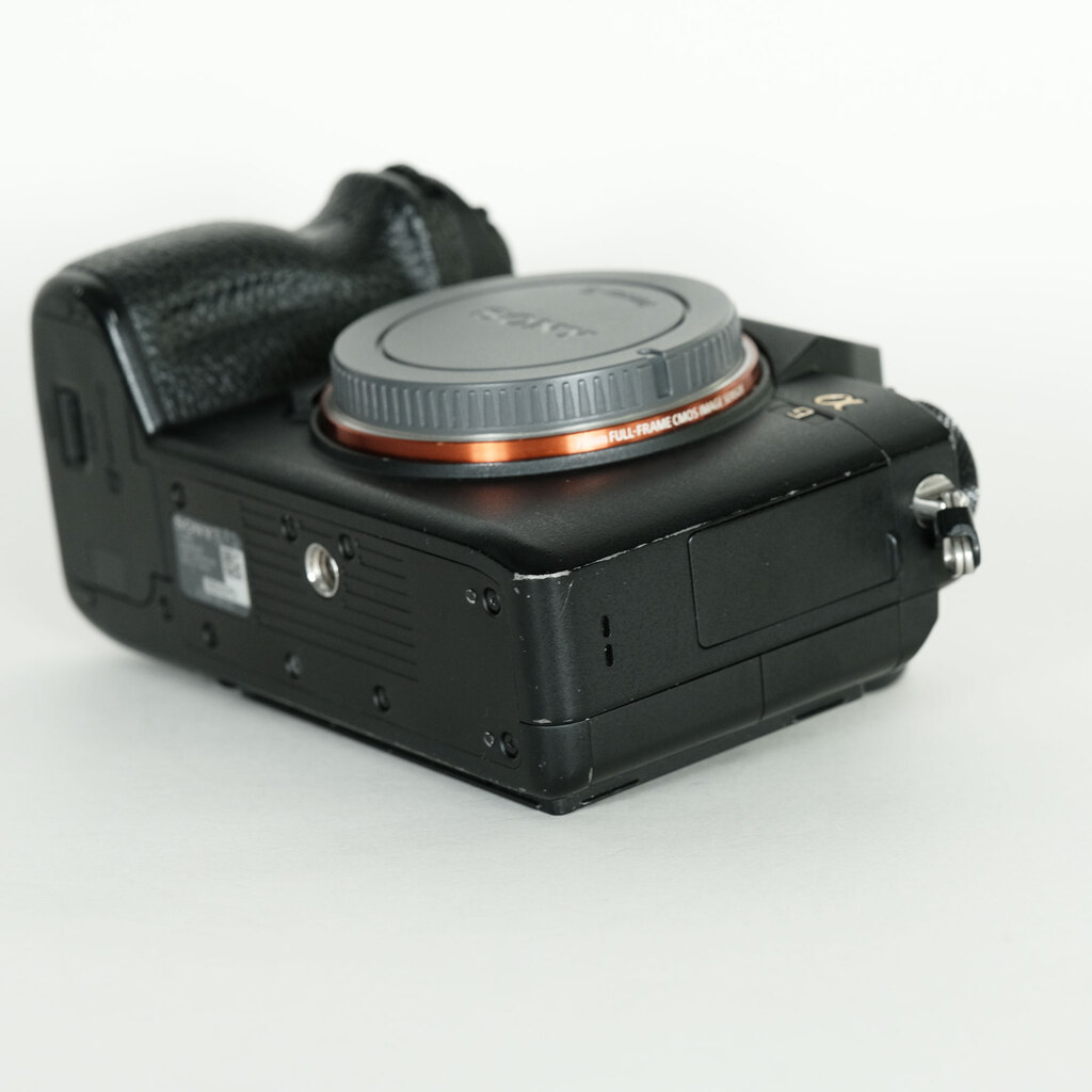 SONY α9（ILCE-9）の出品 | ONE SCENE（ワンシーン）