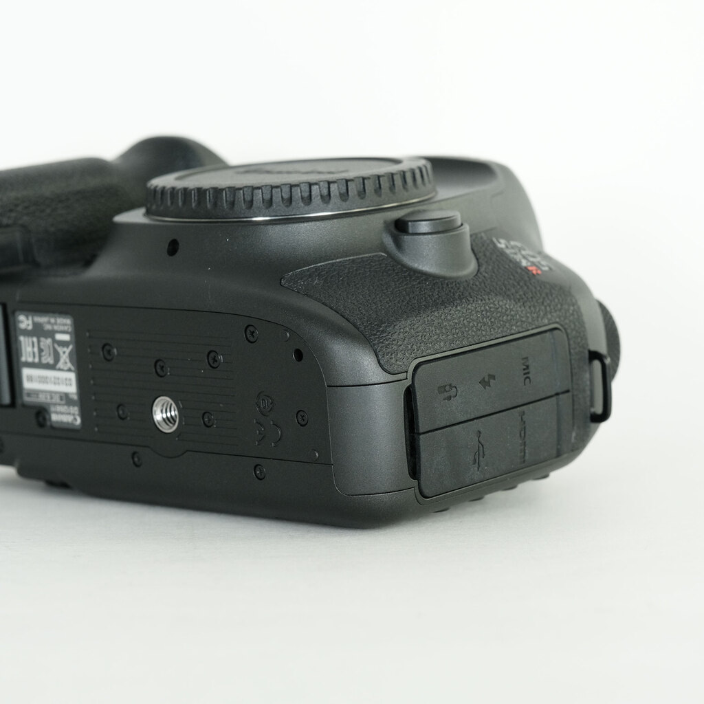 Canon EOS 5Ds / 5DsR Canon EOS 5Ds / 5DsR