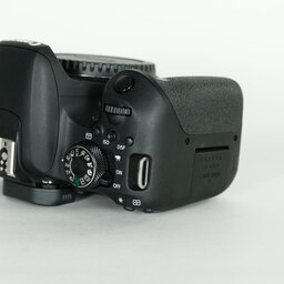 Canon EOS Kiss X9i