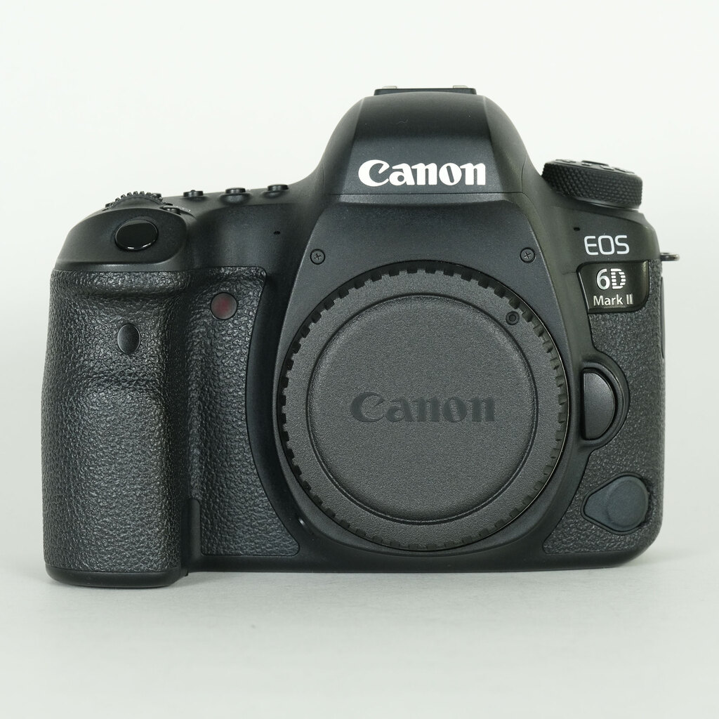 Canon EOS 6D Mark II