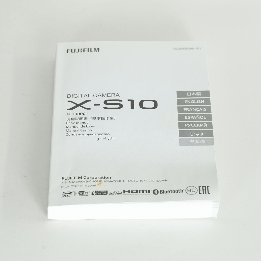 【美品】Fujifilm X-S10 本体【保証書あり】 FUJIFILM X-S10の出品 | ONE SCENE（ワンシーン）