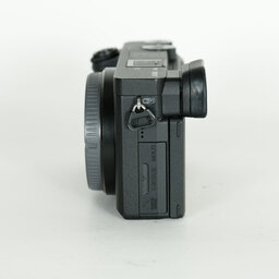 SONY α6400(ILCE-6400) SONY α6400(ILCE-6400)