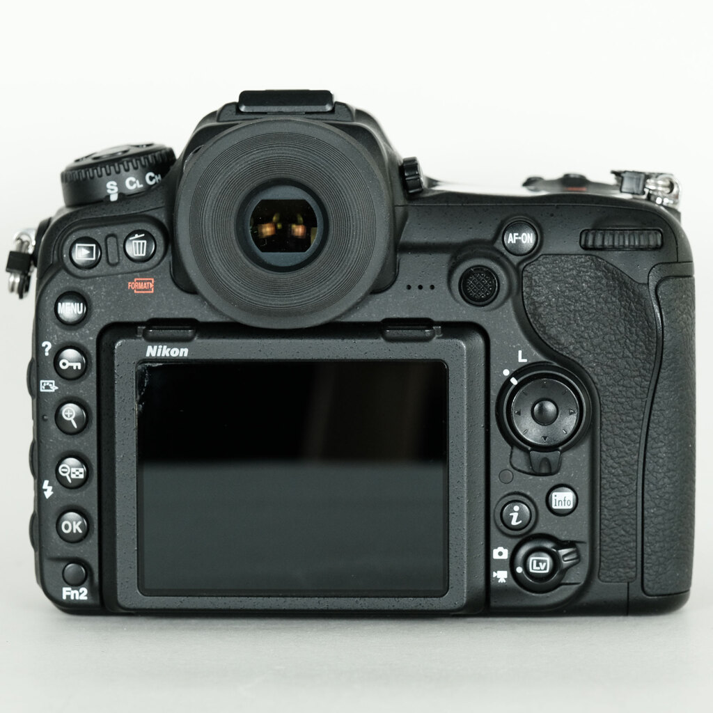 ❣美品コンディション❣Nikon D5000❣初めての一眼に最適な1台❣ Amazon | Nikon デジタル一眼レフカメラ D5000 ボディ D5000