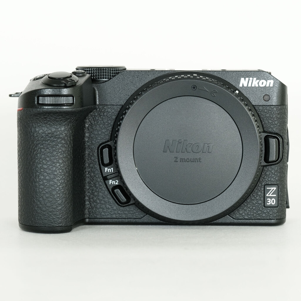 美品Nikon Z 30 ショット数1235 美品Nikon Z 30 ショット数1235 美品Nikon Z 30 ショット数1235