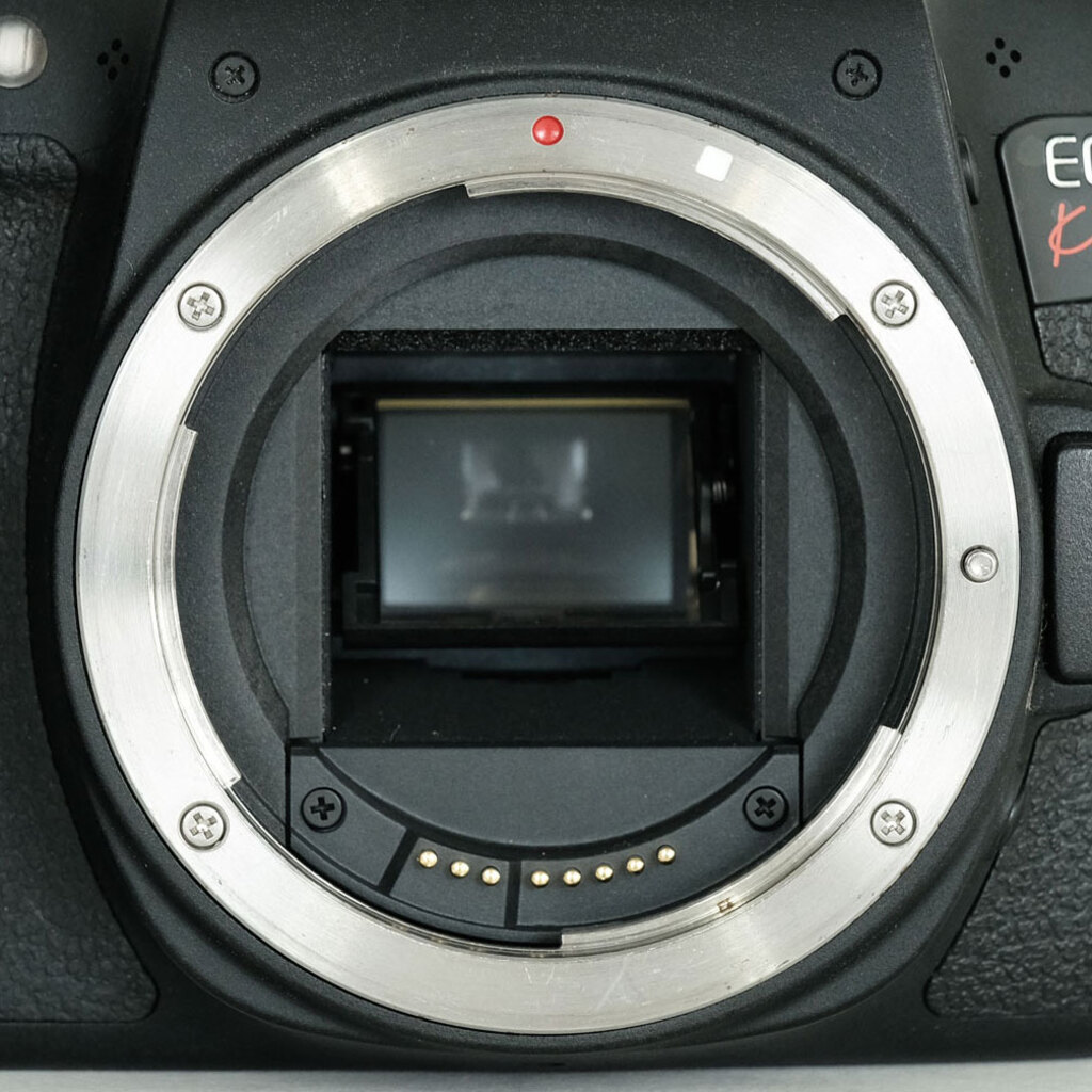 Canon EOS Kiss X8i Canon EOS Kiss X8i