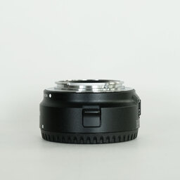 Canon EOS M5 Canon EOS M5