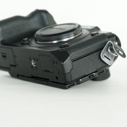 FUJIFILM X-H1 FUJIFILM X-H1