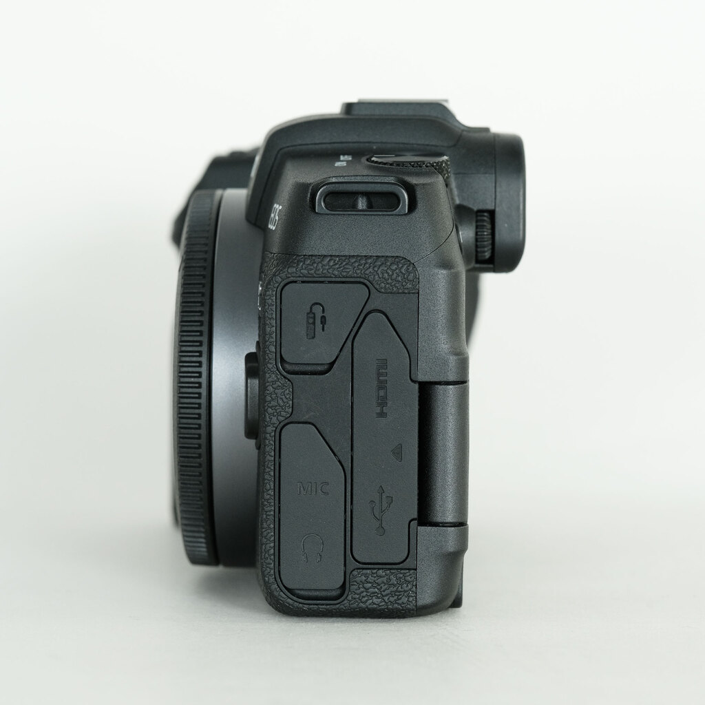 Canon EOS RP Canon EOS RP