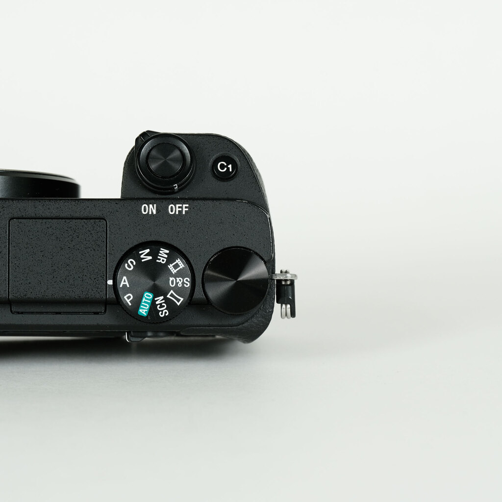 SONY α6400(ILCE-6400) SONY α6400(ILCE-6400)