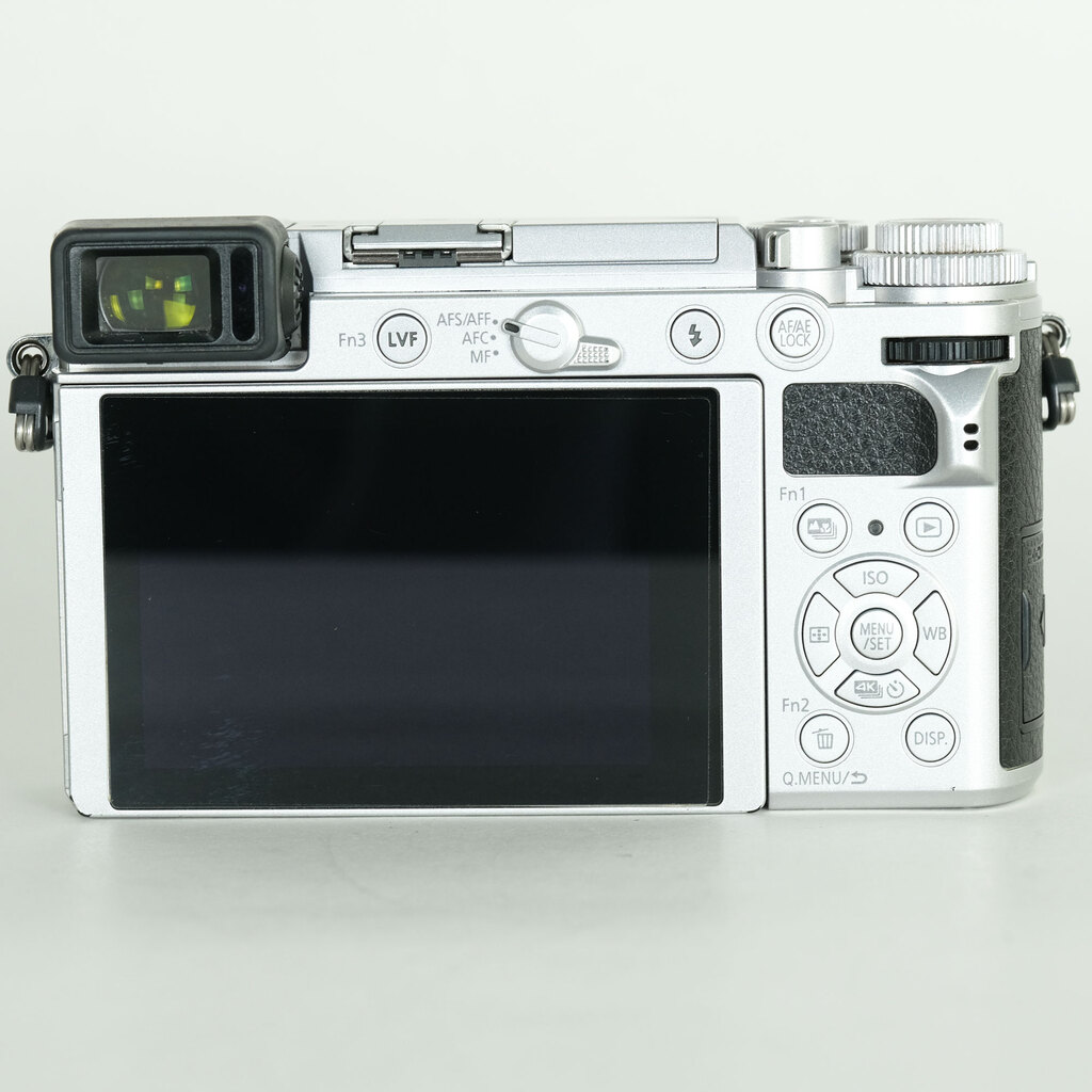 Panasonic LUMIX DC-GX7MK3 シルバーの出品 | ONE SCENE（ワンシーン）