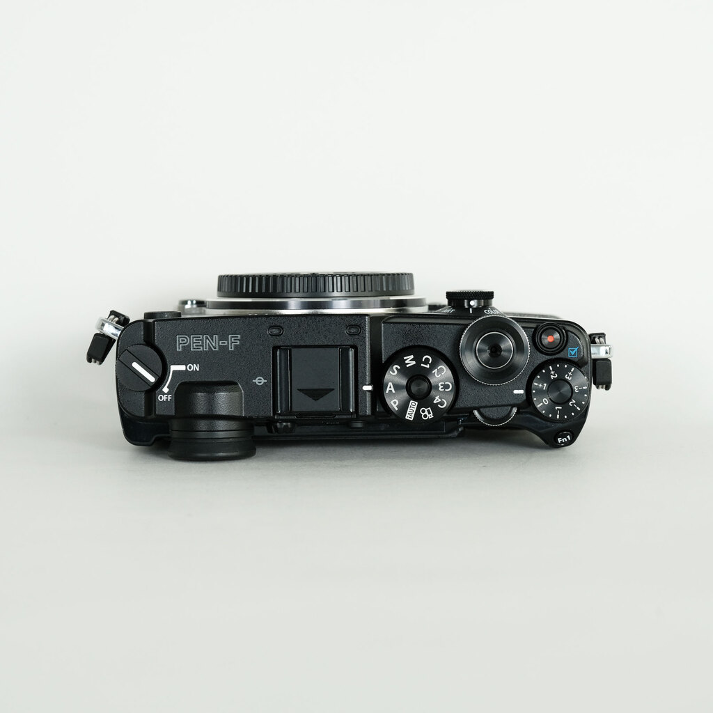 OLYMPUS PEN-F OLYMPUS PEN-F