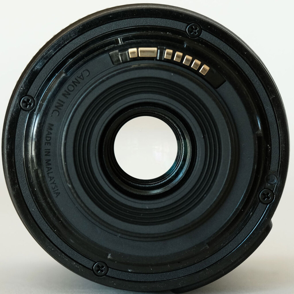 Canon EOS Kiss X10の出品 | ONE SCENE（ワンシーン）