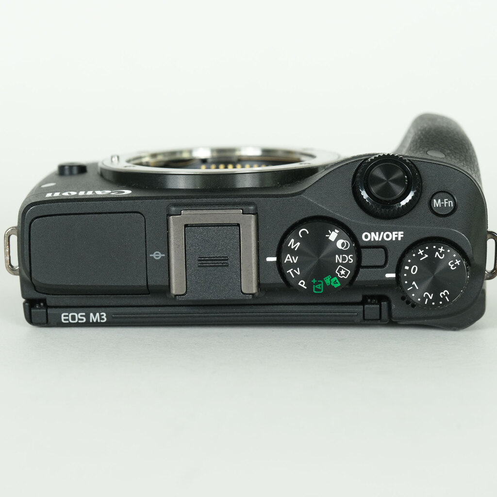 Canon EOS M3 ボディEVFキット ブラック