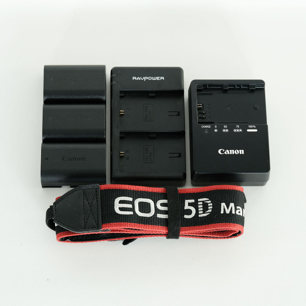 Canon EOS 5D Mark IV Canon EOS 5D Mark IV