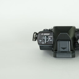 OLYMPUS OM-D E-M10 Mark II OLYMPUS OM-D E-M10 Mark II