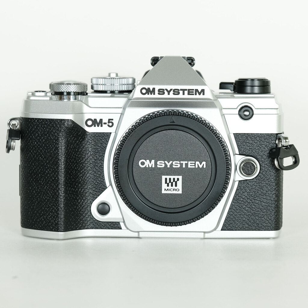 OM SYSTEM OM-5 [{fB Vo[]