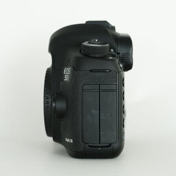 Canon EOS 5D Mark III Canon EOS 5D Mark III