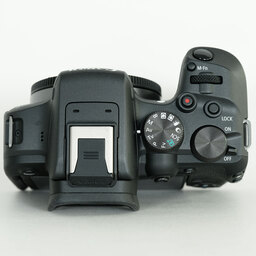 Canon EOS R10 Canon EOS R10