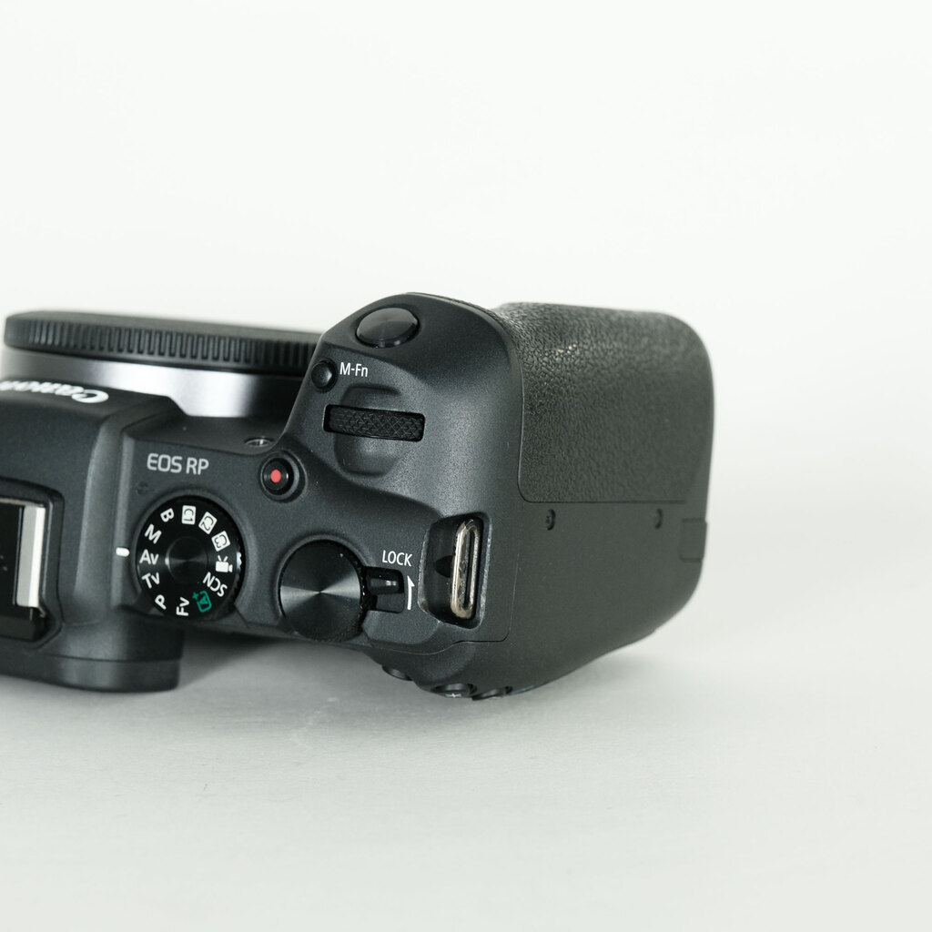 Canon EOS RPの出品 | ONE SCENE（ワンシーン）