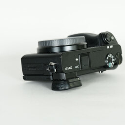 SONY α6400(ILCE-6400) SONY α6400(ILCE-6400)