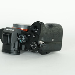 SONY α7 III(ILCE-7M3) SONY α7 III(ILCE-7M3)