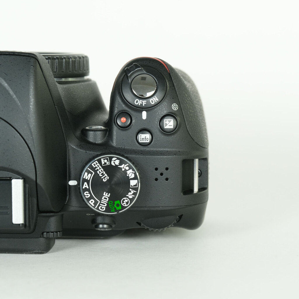 Nikon D3300 Nikon D3300