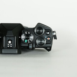 OLYMPUS OM-D E-M5 Mark III